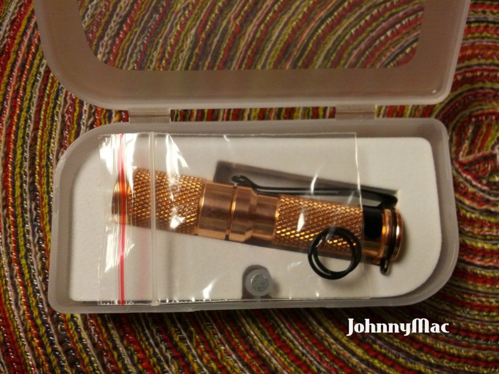 Review: Maratac Cu all copper AAA - 1 x AAA Flashlights